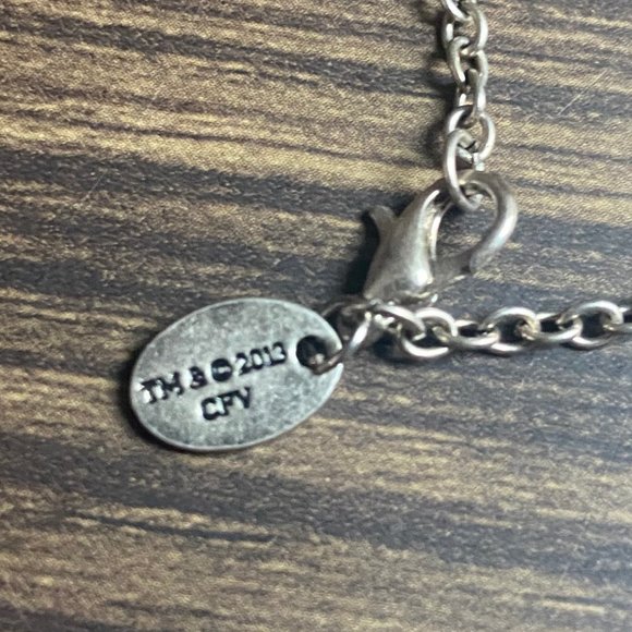Bioworld Mortal Instruments Authentic RepIica Necklace ASO Isabelle Lightwood - Picture 13 of 13